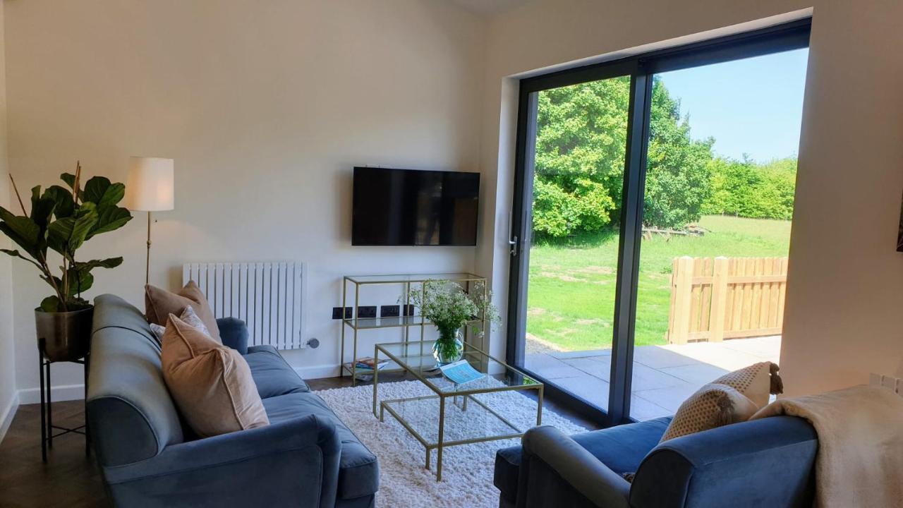 Finest Retreats - Blackbarn Wood Balsham المظهر الخارجي الصورة